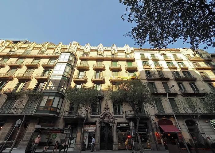 Suites4days Placa Catalunya Design *