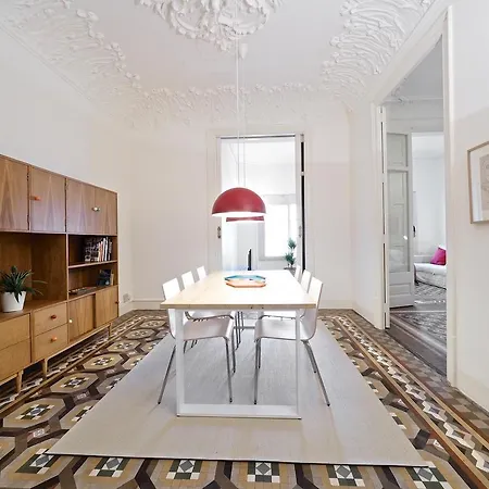 Suites4days Placa Catalunya Design Barcelona